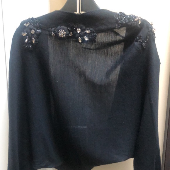 Embellished shrug - Picture 4 of 4